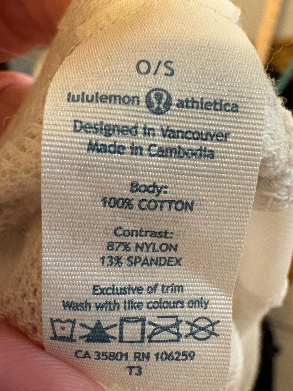 Lululemon Sun Salutation Circle Scarf Heathered Grey White